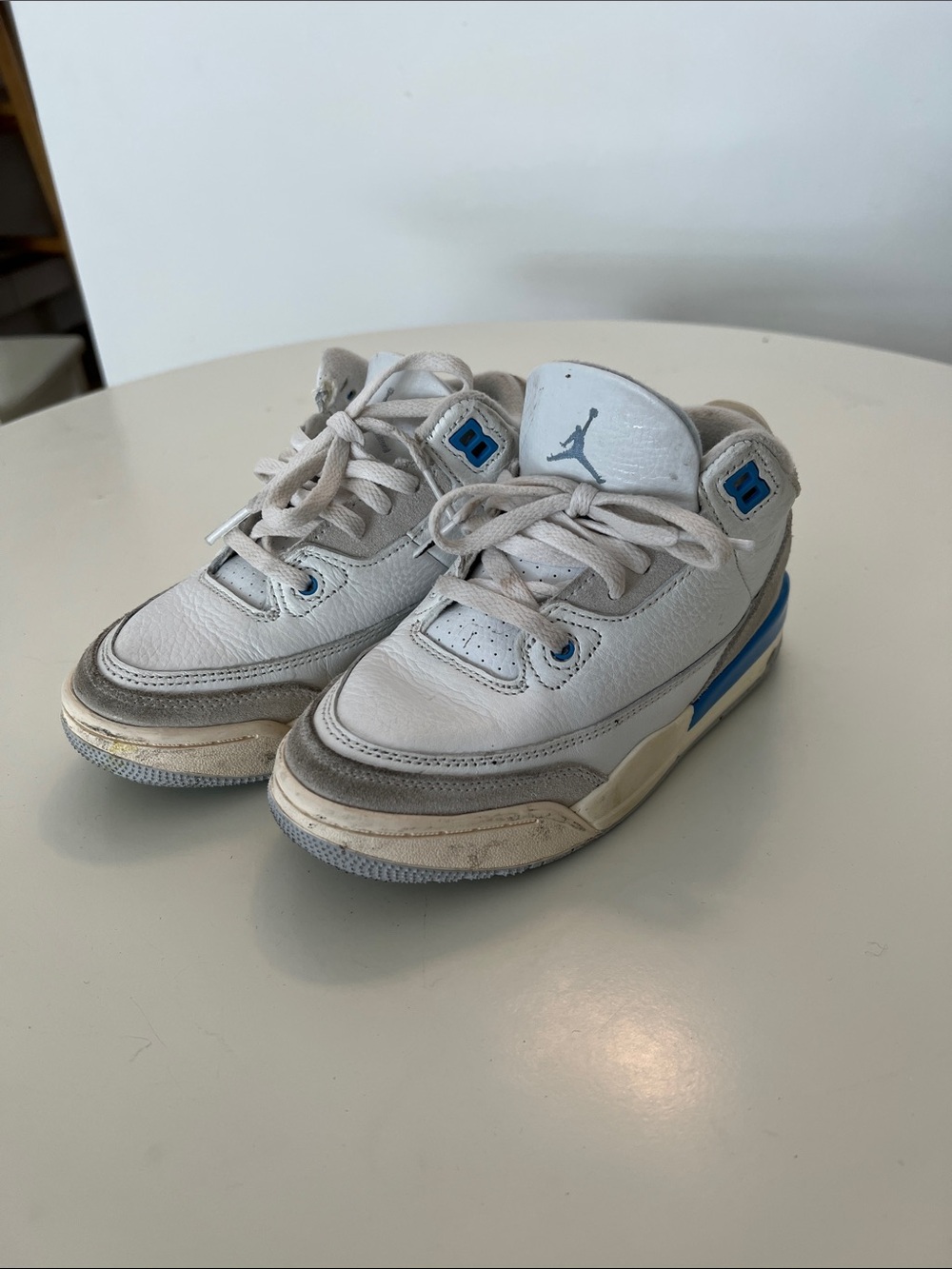 Nike Jordan Kids' White & Blue Retro Basketball Shoes